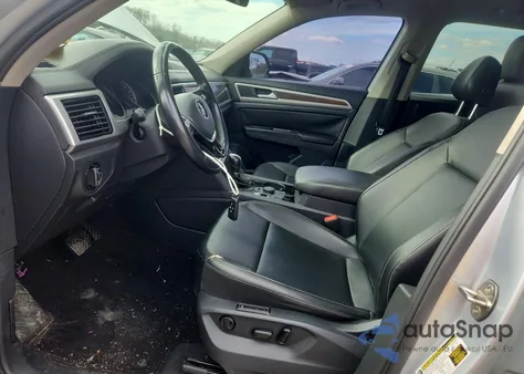 2018 Volkswagen Atlas Sel из США, поврежденный, VIN 1V2MR2CA6JC577427